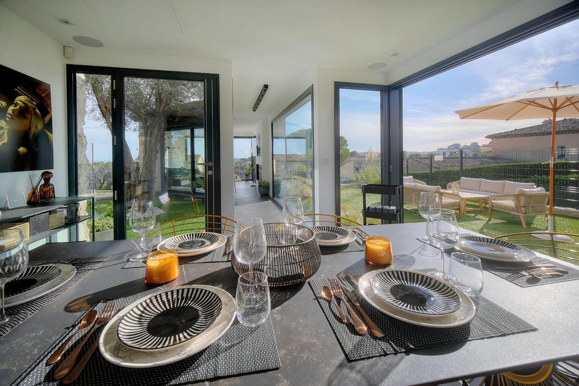 Immogroom - Superbe Villa - Piscine - Vue Mer - Parking - Clim Vallauris Eksteriør billede